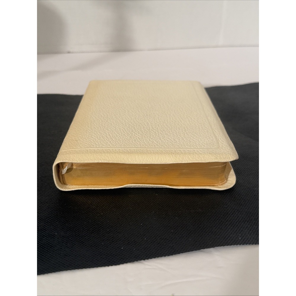 Vtg Holy Bible Concordance Red Letter Edition Self-Pronouncing KJV-Illustrations - Picture 6 of 16